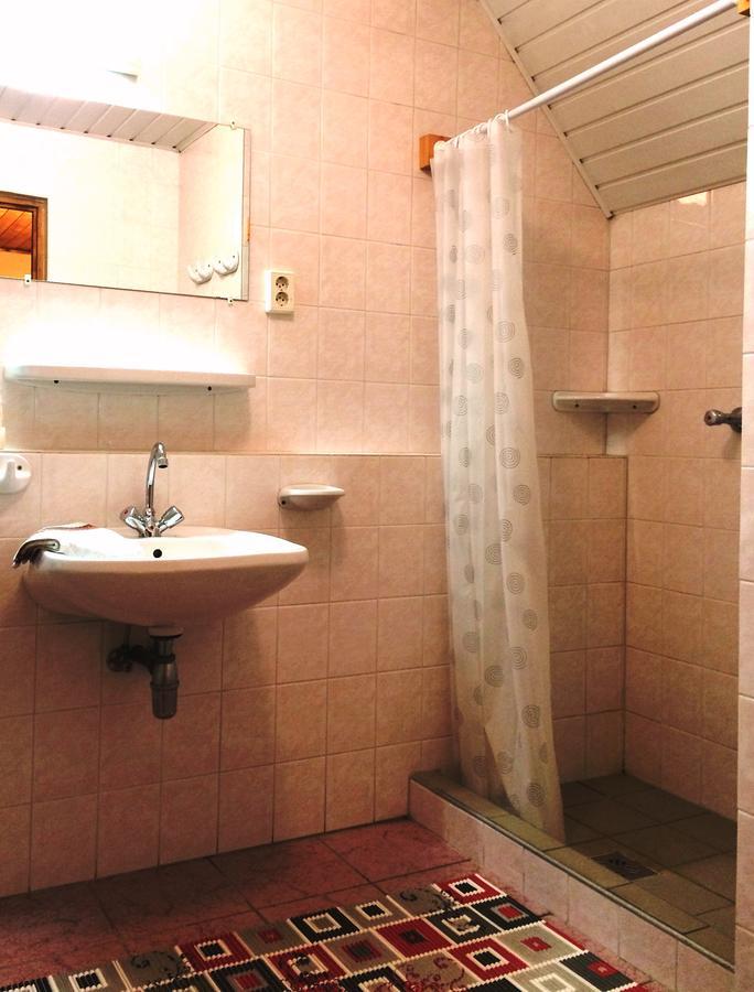 Bóbita Háza Eplény Exterior foto